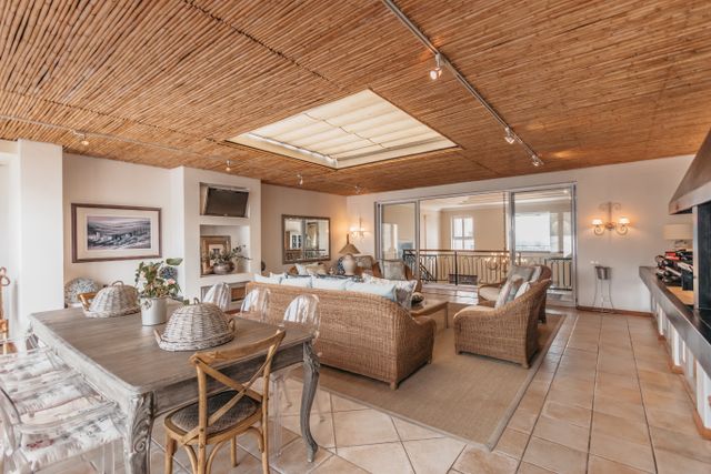 5 Bedroom Property for Sale in Aurora Western Cape